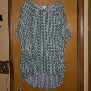 LulaRoe M Shirt Longer in back